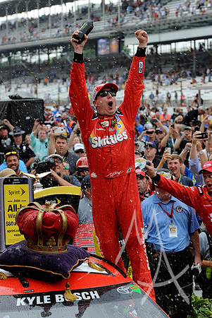 AUTO: JUL 26 NASCAR Sprint Cup Series - Crown Royal Presents The Jeff Kyle 400 At The Brickyard
