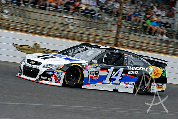 AUTO: JUL 26 NASCAR Sprint Cup Series - Crown Royal Presents The Jeff Kyle 400 At The Brickyard