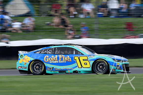 AUTO: JUL 31 NASCAR Cup Series Verizon 200 at the Brickyard
