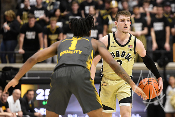 COLLEGE BASKETBALL: FEB 09 Iowa at Purdue