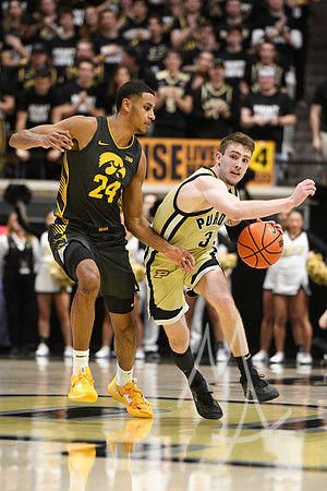 COLLEGE BASKETBALL: FEB 09 Iowa at Purdue