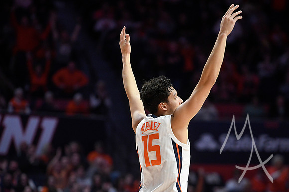 Minneosta Illinois Basketball