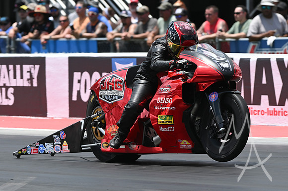 AUTO: JUN 12 NHRA Thunder Valley Nationals