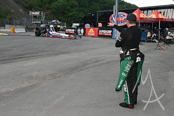 AUTO: JUN 12 NHRA New England Nationals