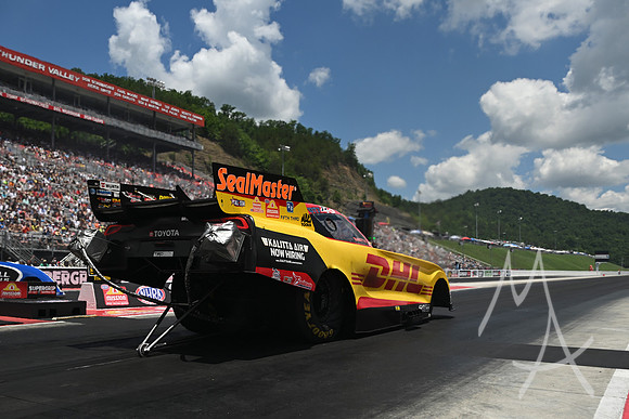 AUTO: JUN 13 NHRA Thunder Valley Nationals