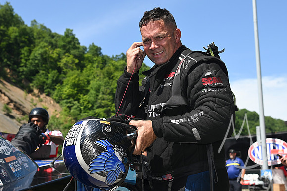 AUTO: JUN 13 NHRA Thunder Valley Nationals