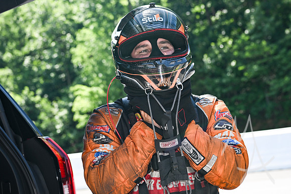 AUTO: JUN 13 NHRA Thunder Valley Nationals