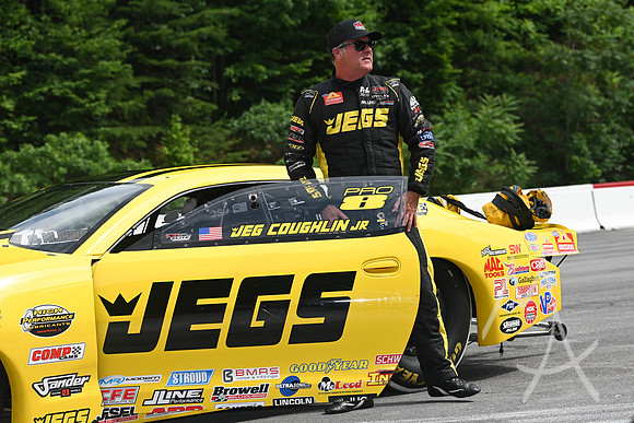 AUTO: JUN 14 NHRA Thunder Valley Nationals