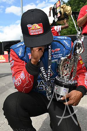 AUTO: JUN 14 NHRA Thunder Valley Nationals