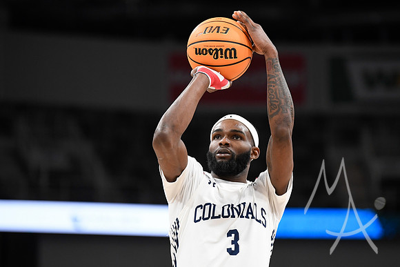 COLLEGE BASKETBALL: MAR 11 Horizon League Championship Robert Morris vs Youngstown State