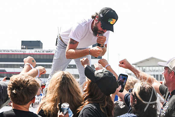 AUTO: SEP 13 NASCAR Cup Series Playoffs Enjoy Illinois 300