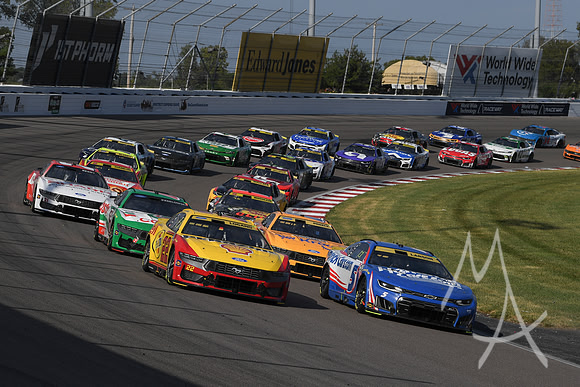 AUTO: SEP 13 NASCAR Cup Series Playoffs Enjoy Illinois 300