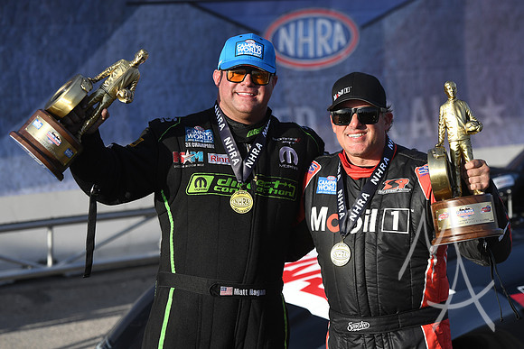 AUTO: APR 16 NHRA Four Wide Nationals