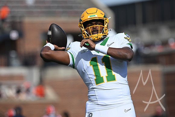 COLLEGE FOOTBALL: OCT 24 Oregon at Illinois