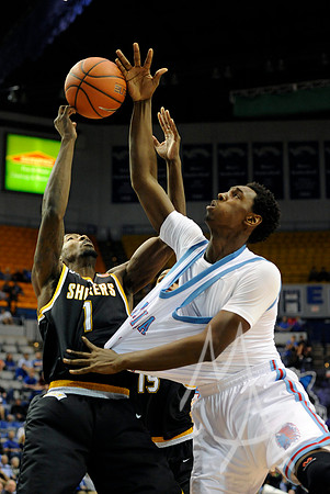 NCAA BASKETBALL: FEB 21 Wichita State at Indiana State