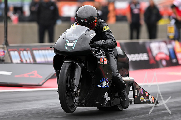 AUTO: SEP 19 NHRA Great Lakes Nationals