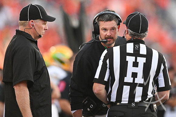 COLLEGE FOOTBALL: OCT 24 Oregon at Illinois