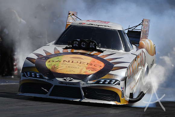 AUTO: APR 15 NHRA Four Wide Nationals