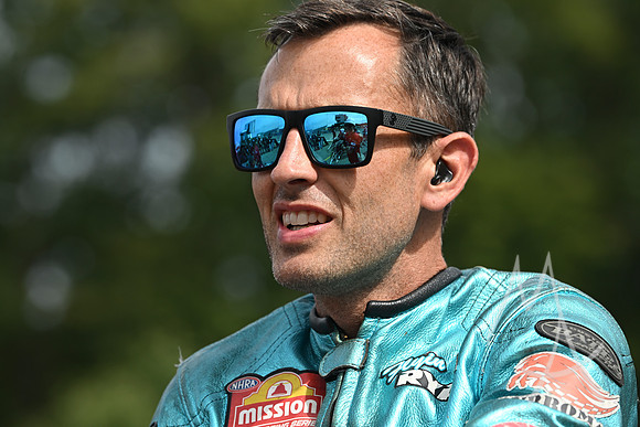 AUTO: SEP 18 NHRA Great Lakes Nationals