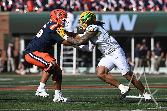 COLLEGE FOOTBALL: OCT 24 Oregon at Illinois