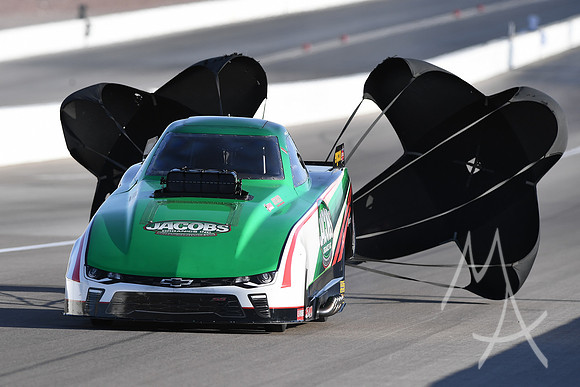 AUTO: APR 15 NHRA Four Wide Nationals