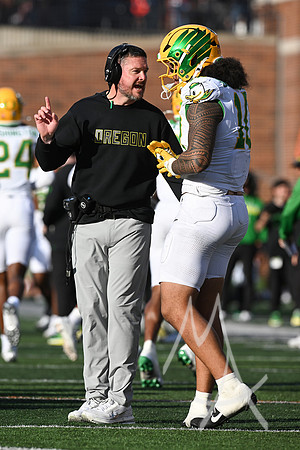 COLLEGE FOOTBALL: OCT 24 Oregon at Illinois