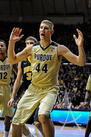 NCAA BASKETBALL: JAN 02 Iowa at Purdue