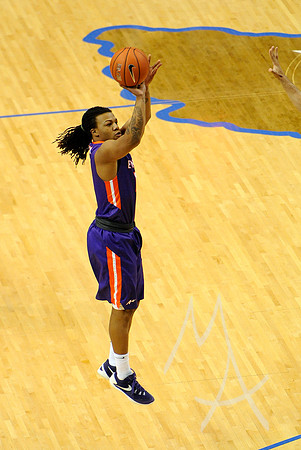 NCAA BASKETBALL: JAN 24 Evansville at Indiana State