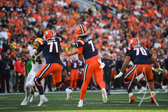 COLLEGE FOOTBALL: OCT 24 Oregon at Illinois