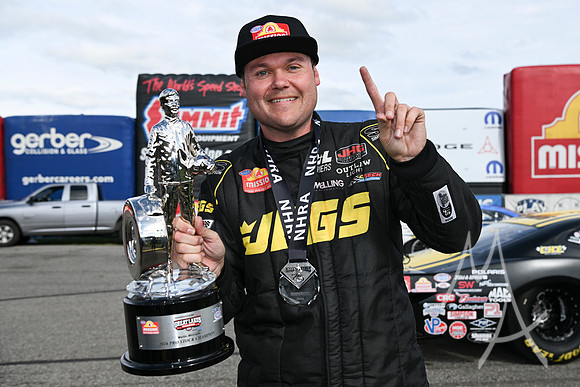 AUTO: SEP 21 NHRA Great Lakes Nationals