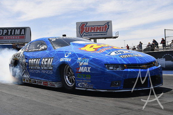AUTO: APR 16 NHRA Four Wide Nationals