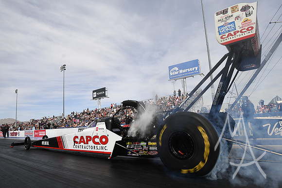 AUTO: APR 16 NHRA Four Wide Nationals