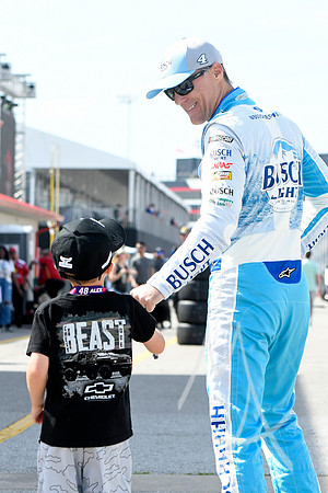 AUTO: JUN 04 NASCAR Cup Series Enjoy Illinois 300 Presented by TicketSmarter
