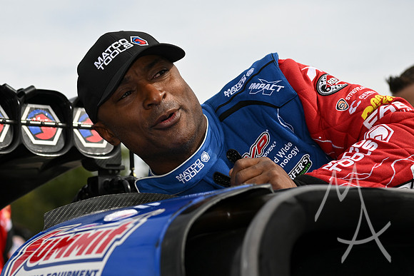 AUTO: SEP 21 NHRA Great Lakes Nationals