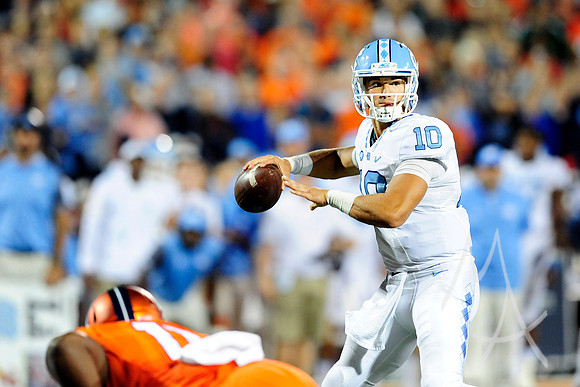 NCAA FOOTBALL: SEP 10 North Carolina at Illinois