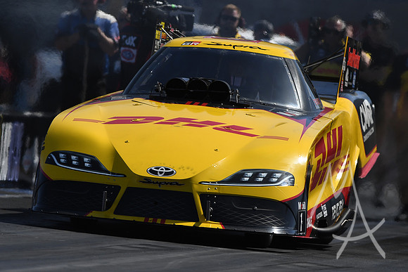 AUTO: APR 15 NHRA Four Wide Nationals