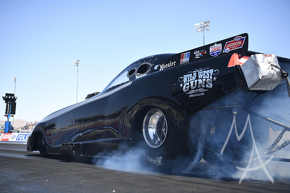 AUTO: APR 15 NHRA Four Wide Nationals