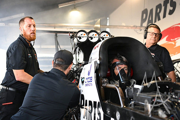 AUTO: SEP 18 NHRA Great Lakes Nationals