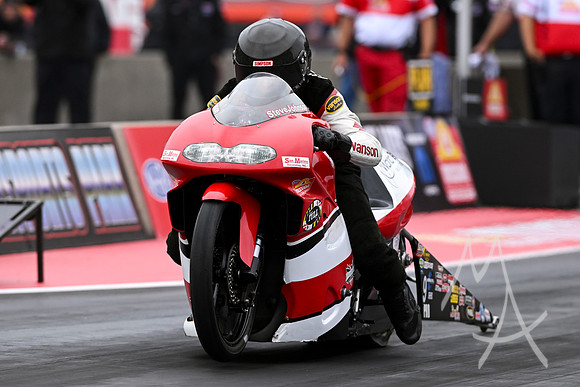 AUTO: SEP 19 NHRA Great Lakes Nationals