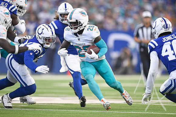 NFL: OCT 20 Dolphins at Colts