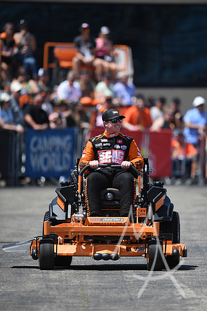 AUTO: MAY 18 NHRA Route 66 Nationals