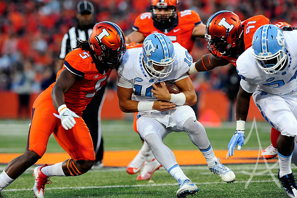 NCAA FOOTBALL: SEP 10 North Carolina at Illinois