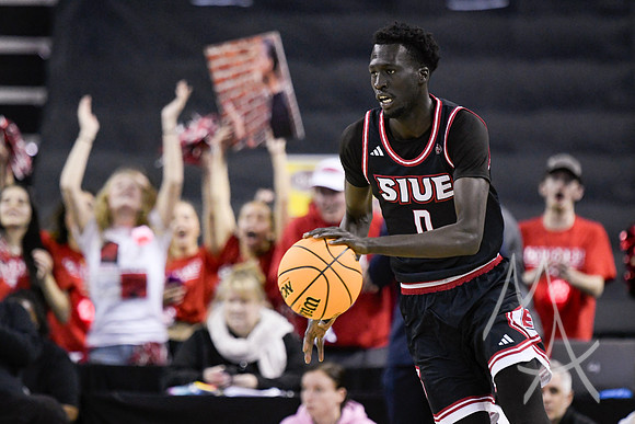 COLLEGE BASKETBALL: MAR 08 Ohio Valley Championship Southeast Missouri vs SIU Edwardsville