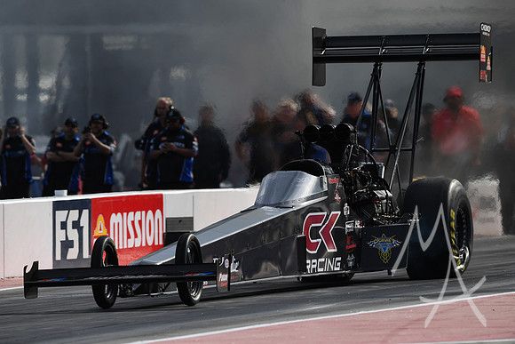 AUTO: APR 26 NHRA Four-Wide Nationals