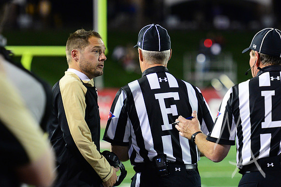 NCAA FOOTBALL: NOV 01 Western Michigan at Ball State