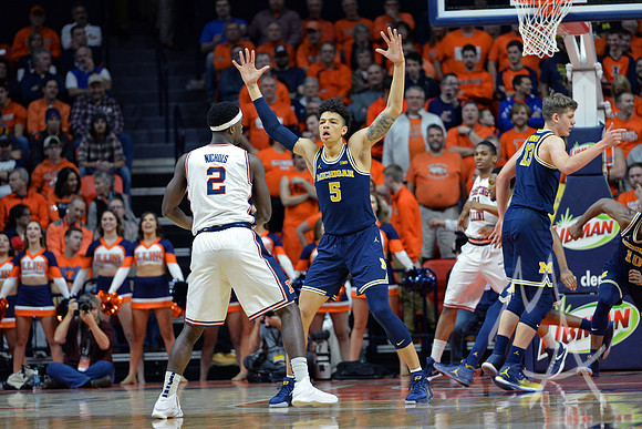 NCAA BASKETBALL: JAN 11 Michigan at Illinois