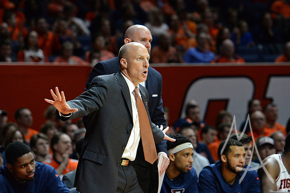 NCAA BASKETBALL: JAN 11 Michigan at Illinois