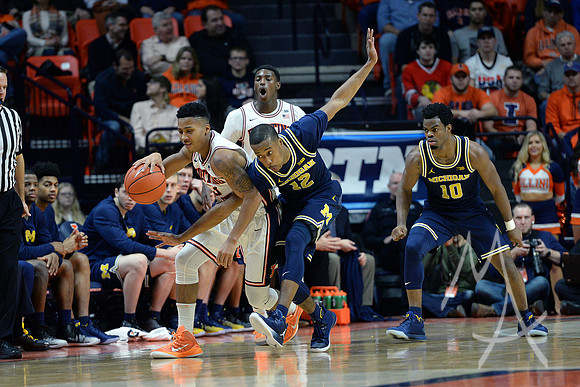 NCAA BASKETBALL: JAN 11 Michigan at Illinois