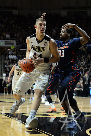 NCAA BASKETBALL: JAN 17 Illinois at Purdue