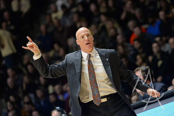 NCAA BASKETBALL: JAN 17 Illinois at Purdue